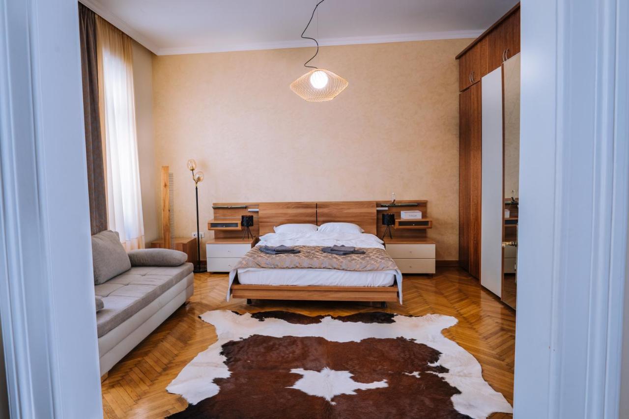 The Home Timisoara Luaran gambar