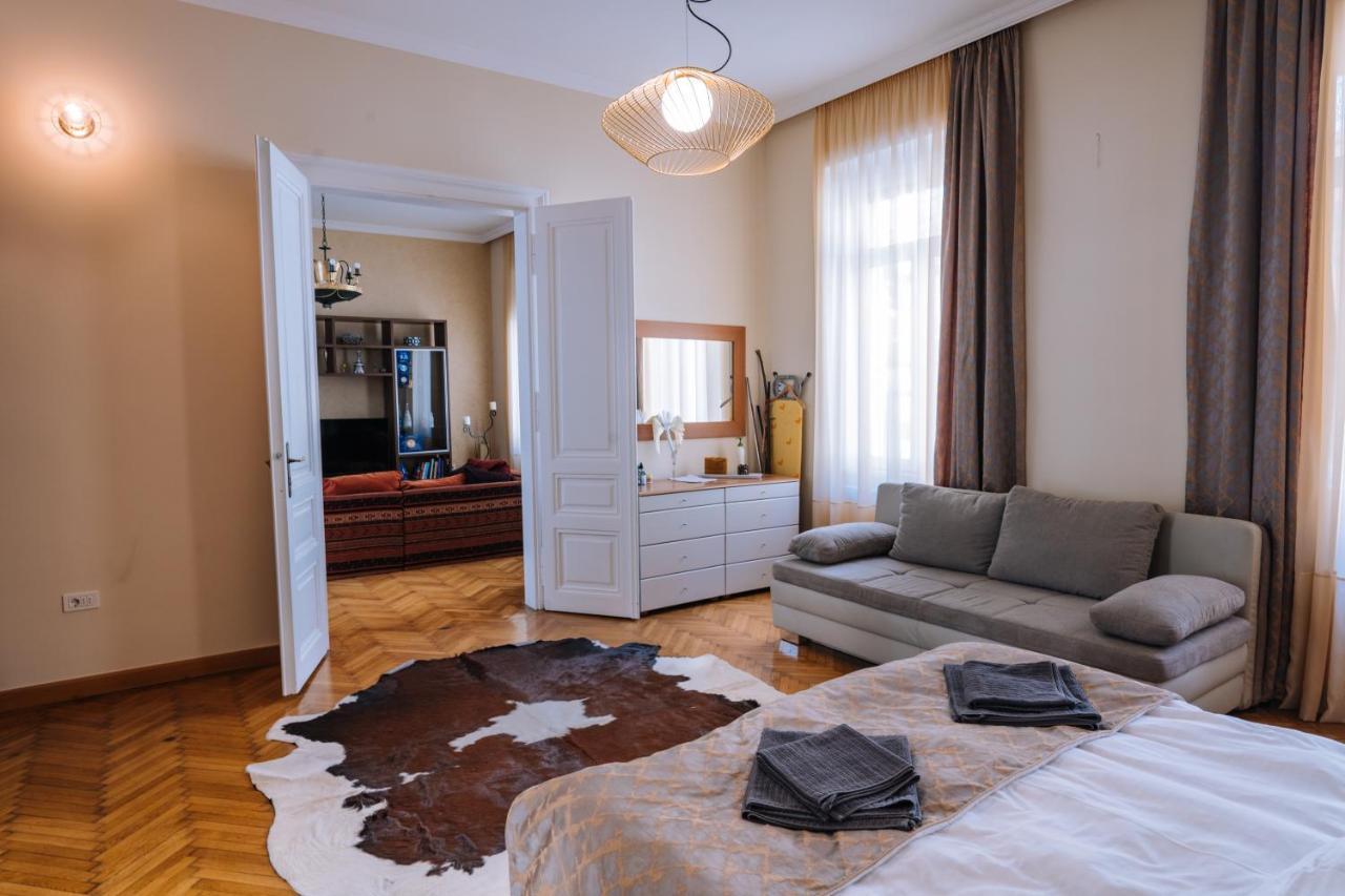 The Home Timisoara Luaran gambar